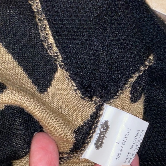 Mudpie sweater size large - Picture 3 of 4